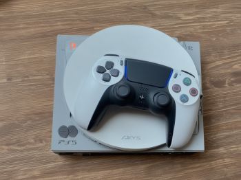 Before repair: PlayStation 5 with disc drive error and games not loading