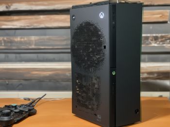Before repair: Xbox Series X with overheating issues and loud fan noise